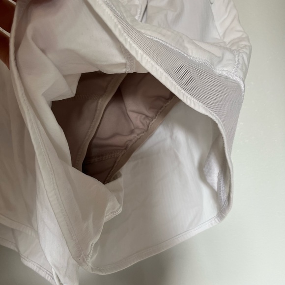 Lululemon shorts - Picture 6 of 7